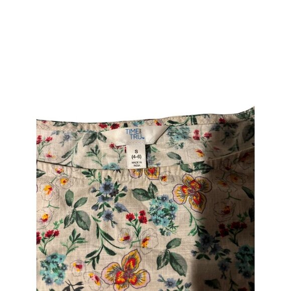 Time and Tru Women's Floral Flare Sleeve Top - Picture 3 of 6